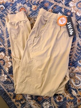 NWT Men's Performance Travel Pants — Tan